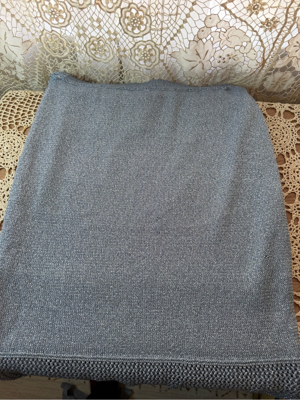 House of Harlow 1960 Light Gray Knit Cropped Tank and skirt - Picture 9 of 13